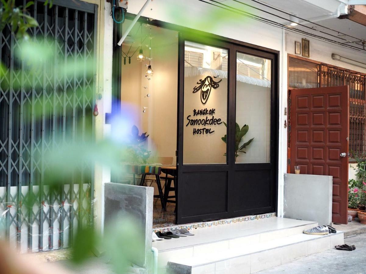 Bangkok Sanookdee Hostel Buitenkant foto